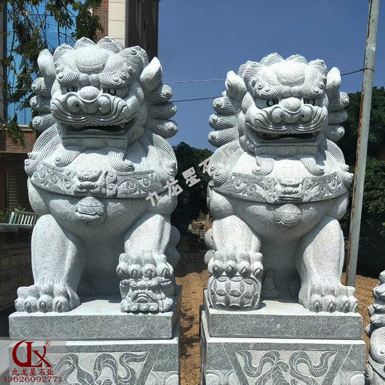 常见的门前石狮子图片大全