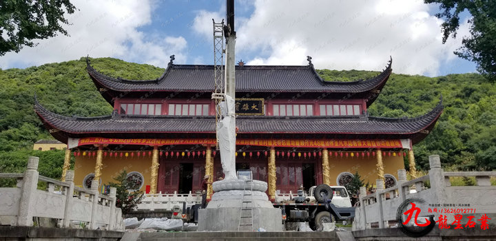 露天佛像