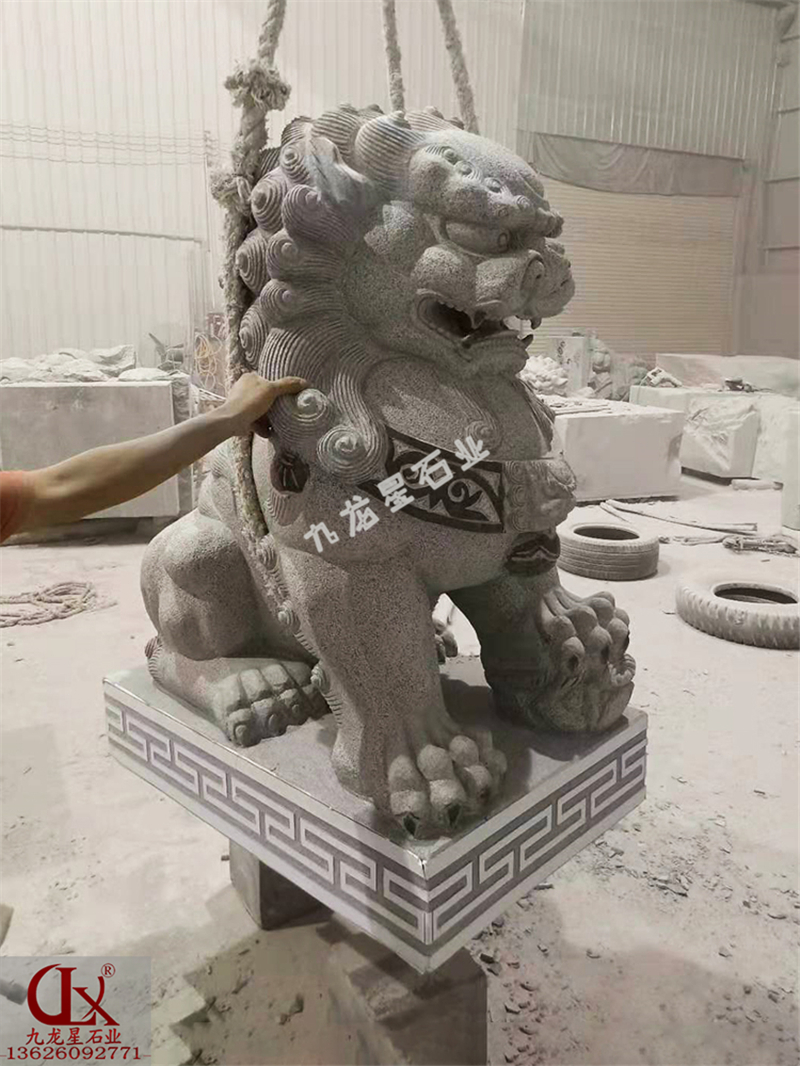 永泰县人民法院▪芝麻黑石雕狮子